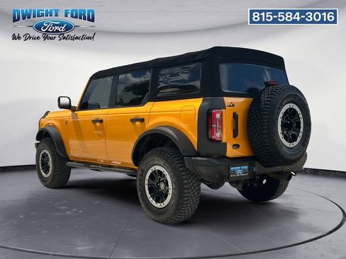 Certified 2022 Ford Bronco Badlands w/ Sasquatch Package image 3