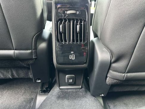 New 2026 Jeep Compass Latitude AWD/4WD image 11