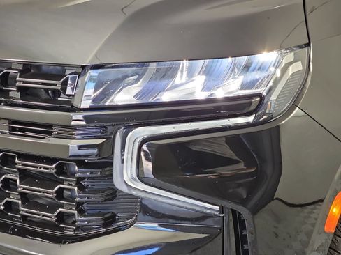 Used 2021 Chevrolet Tahoe Z71 AWD/4WD image 29