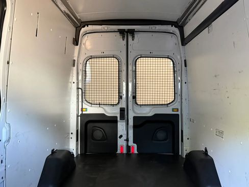 Used 2019 Ford Transit 250 148 High Roof RWD image 27