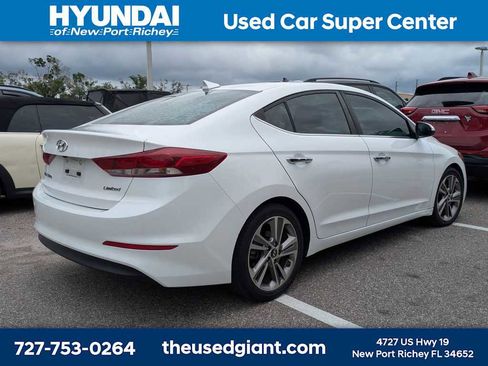 Used 2017 Hyundai Elantra Limited FWD image 2