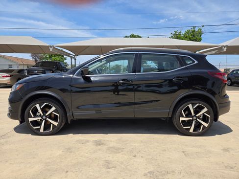 Used 2022 Nissan Rogue Sport SL AWD/4WD image 4