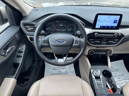 Used 2020 Ford Escape SEL AWD/4WD image 27