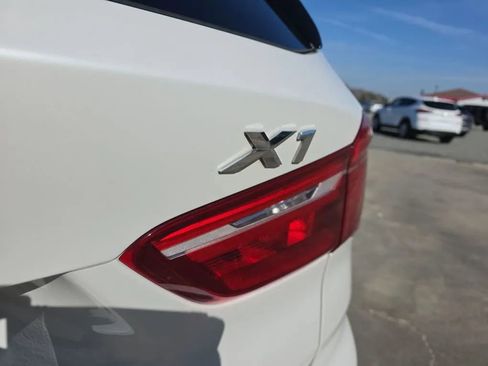 Used 2018 BMW X1 sDrive28i image 10