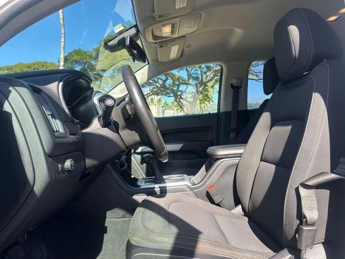 Used 2020 Chevrolet Colorado LT w/ Colorado RST Special Edition image 8