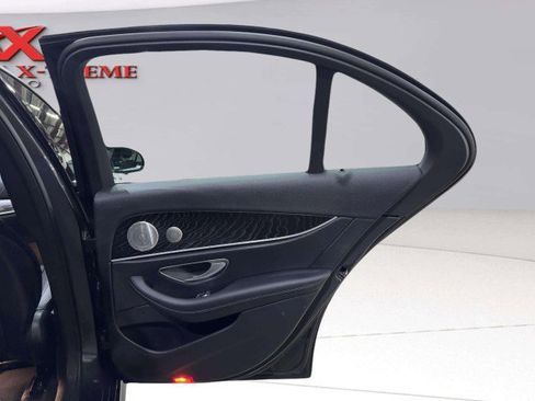 Used 2023 Mercedes-Benz E 350 4MATIC Sedan image 48