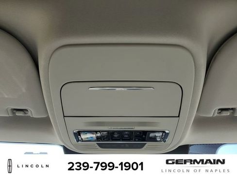 New 2026 Lincoln Navigator L Reserve image 32