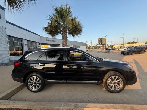 Used 2019 Subaru Outback 3.6R Touring AWD/4WD image 26