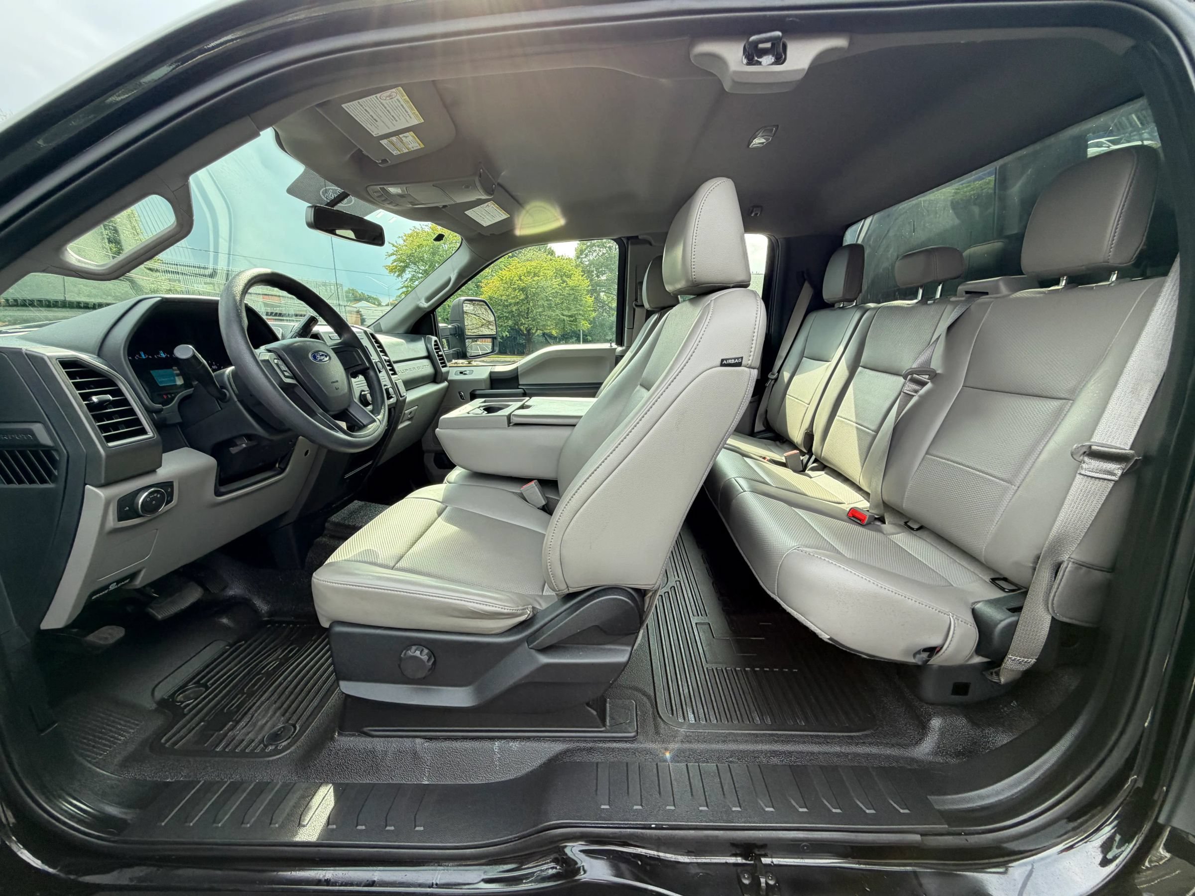 Used 2019 Ford F250 XL w/ Power Equipment Group AWD/4WD image 13