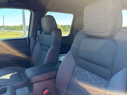 New 2026 Nissan Frontier SV w/ All-Weather Content Package image 9