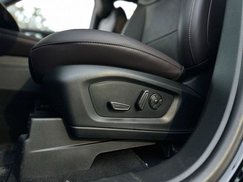 New 2026 Ford Explorer Platinum image 62