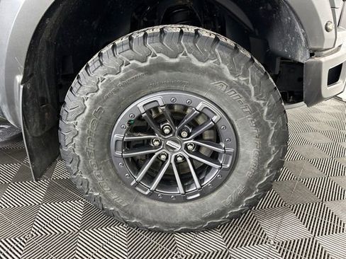 Used 2020 Ford F150 Raptor w/ Equipment Group 802A Luxury AWD/4WD image 6