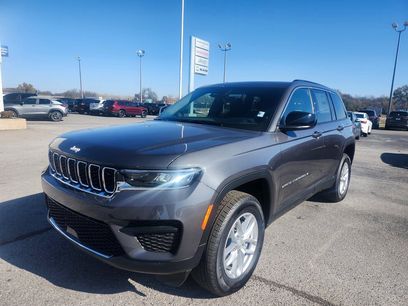 New 2025 Jeep Grand Cherokee Laredo X w/ Luxury Tech Group I
