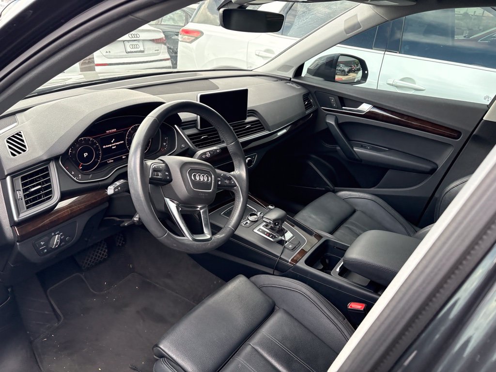 Used 2018 Audi Q5 2.0T Premium Plus w/ Premium Plus Package AWD/4WD image 5