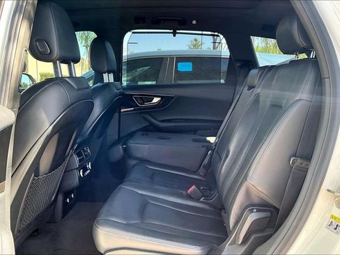 Used 2019 Audi Q7 3.0T Prestige w/ Prestige Package AWD/4WD image 6