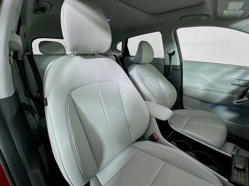 Certified 2024 Hyundai Kona Limited image 29