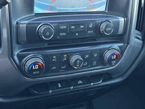 Used 2016 Chevrolet Silverado 2500 LT w/ LT Convenience Package image 20