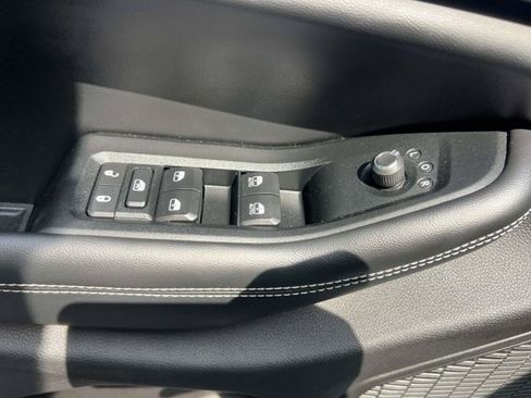 Used 2023 Jeep Grand Cherokee L Laredo w/ Luxury Tech Group I AWD/4WD image 14