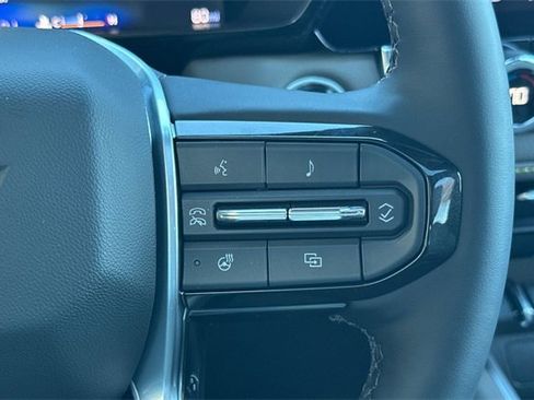 New 2026 Chevrolet Colorado ZR2 w/ Technology Package image 31