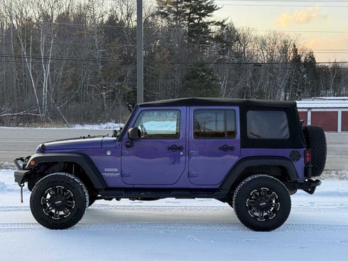 Used 2017 Jeep Wrangler Unlimited Sport w/ Quick Order Package 24S image 7