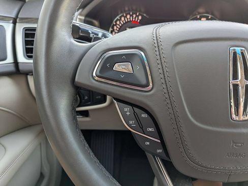 Used 2017 Lincoln MKZ Select w/ Select Plus Package AWD/4WD image 20