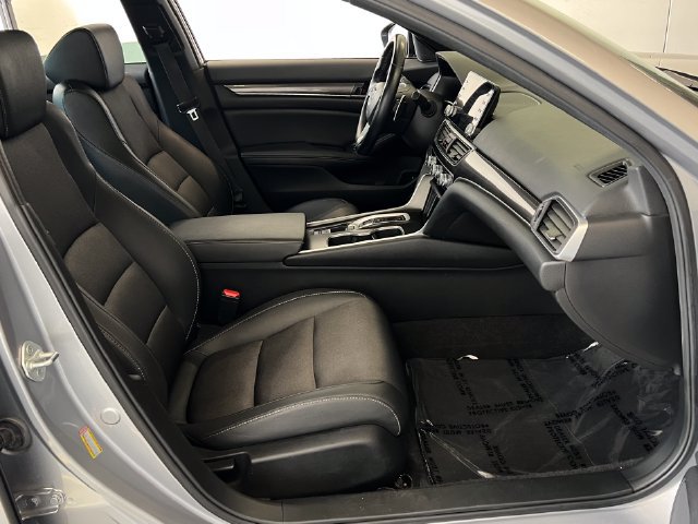 Used 2021 Honda Accord Sport image 40