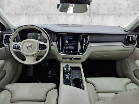 Used 2022 Volvo S60 B5 Inscription image 7