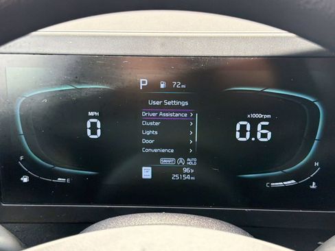 Used 2025 Kia Sportage LX FWD image 19