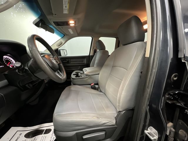 Used 2017 RAM 1500 Express AWD/4WD image 18
