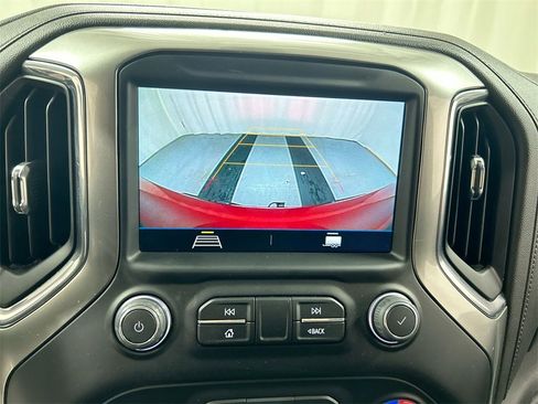 Used 2021 Chevrolet Silverado 1500 RST image 15