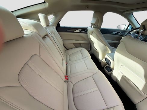 Used 2017 Lincoln MKZ Reserve w/ Technology Package image 29