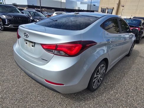 Used 2015 Hyundai Elantra Limited FWD image 17