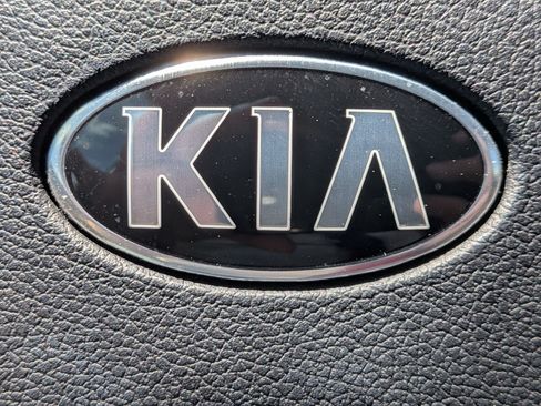 Certified 2022 Kia Sportage SX AWD/4WD image 13