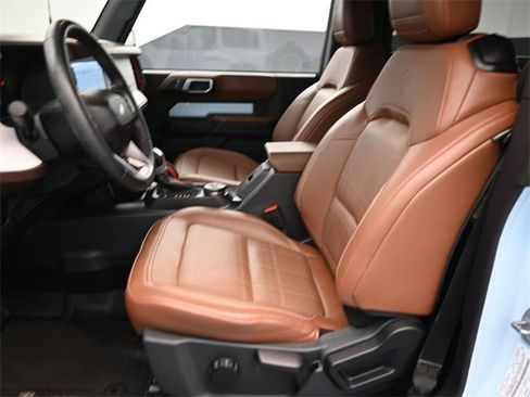 Used 2024 Ford Bronco Heritage Edition image 18
