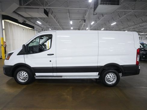 Used 2023 Ford Transit 250 Low Roof AWD w/ Exterior Upgrade Package image 20