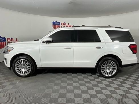 Certified 2022 Ford Expedition Limited image 6