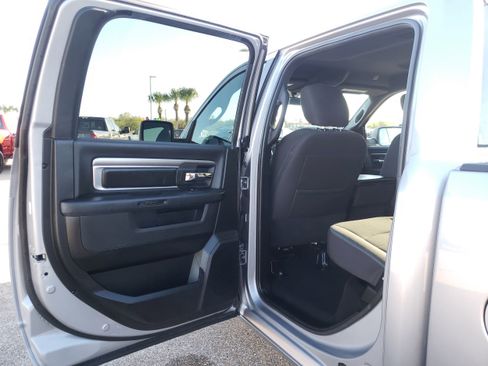 Used 2024 RAM 1500 Classic Warlock image 14