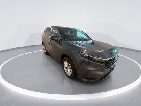 Used 2025 Honda CR-V LX image 2