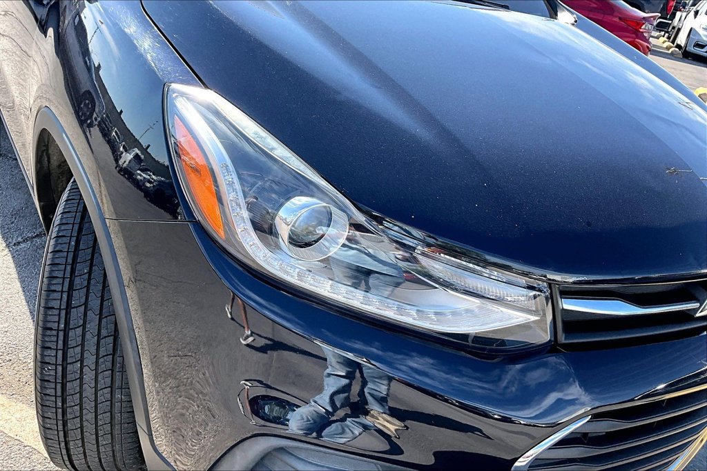 Used 2022 Chevrolet Trax LT w/ LT Convenience Package FWD image 30