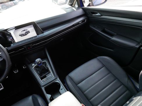 Used 2022 Volkswagen Golf R AWD/4WD image 11