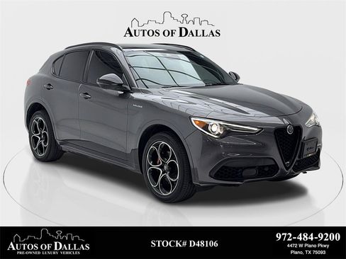 Used 2022 Alfa Romeo Stelvio Veloce image 1