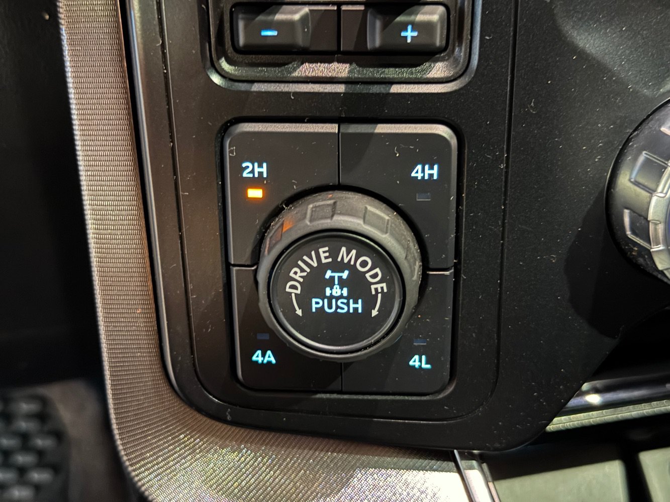 Used 2023 Ford F150 Platinum w/ Equipment Group 701A High AWD/4WD image 35