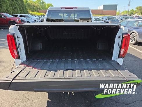 Used 2024 GMC Sierra 1500 SLT w/ SLT Premium Plus Package AWD/4WD image 18