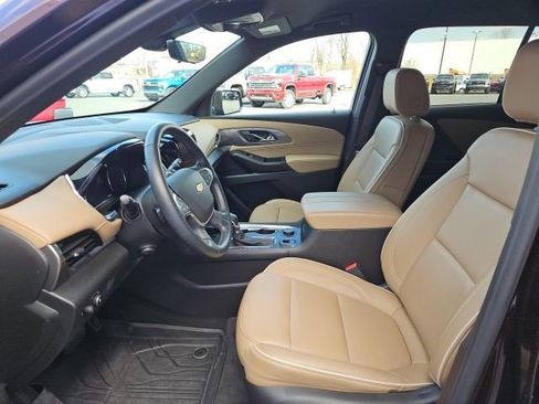 Certified 2023 Chevrolet Traverse Premier w/ LPO, Floor Liner Package image 9