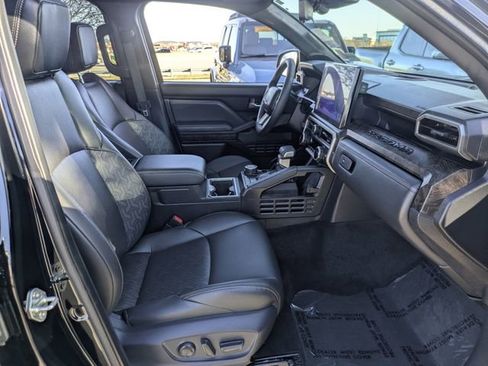 Used 2024 Toyota Tacoma Limited image 33