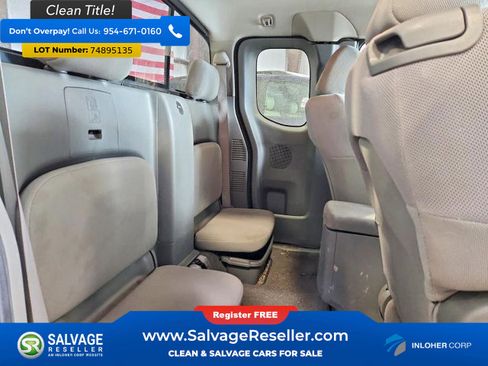 Used 2007 Nissan Frontier XE w/ Preferred Pkg image 13