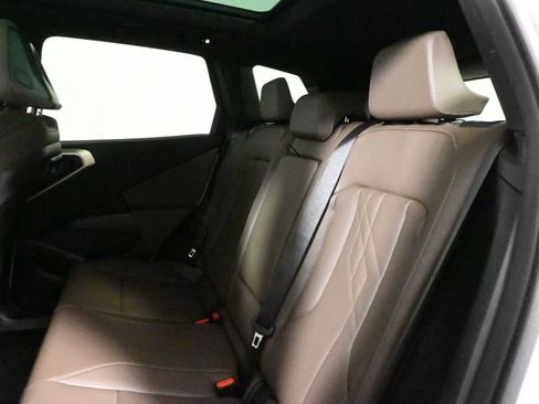 Used 2025 BMW X3 xDrive30i w/ Convenience Package image 4