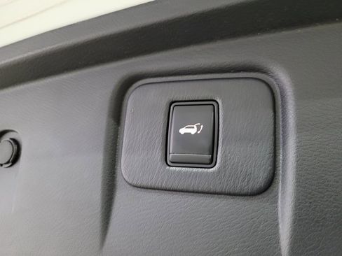 Used 2016 Nissan Murano Platinum image 56