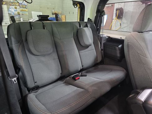 Used 2024 Jeep Wrangler Sport AWD/4WD image 11