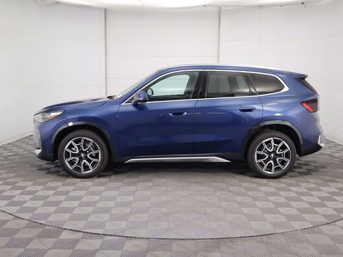 Used 2025 BMW X1 xDrive28i w/ Premium Package image 9